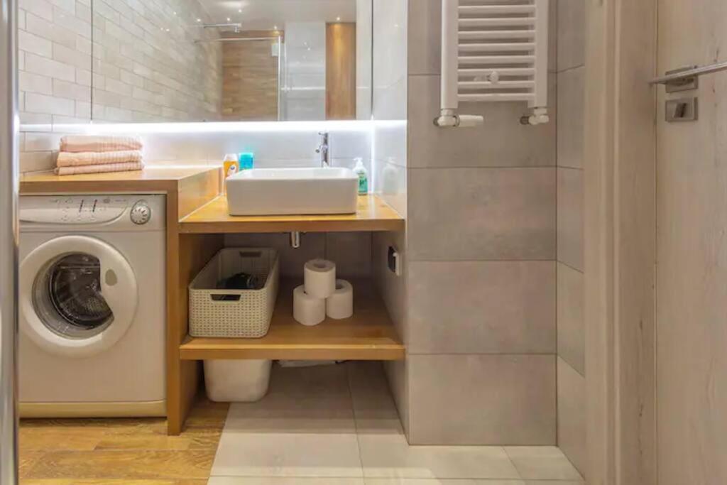 City Center-Comfortable And Stylish Apartment- P2 Warsaw Luaran gambar