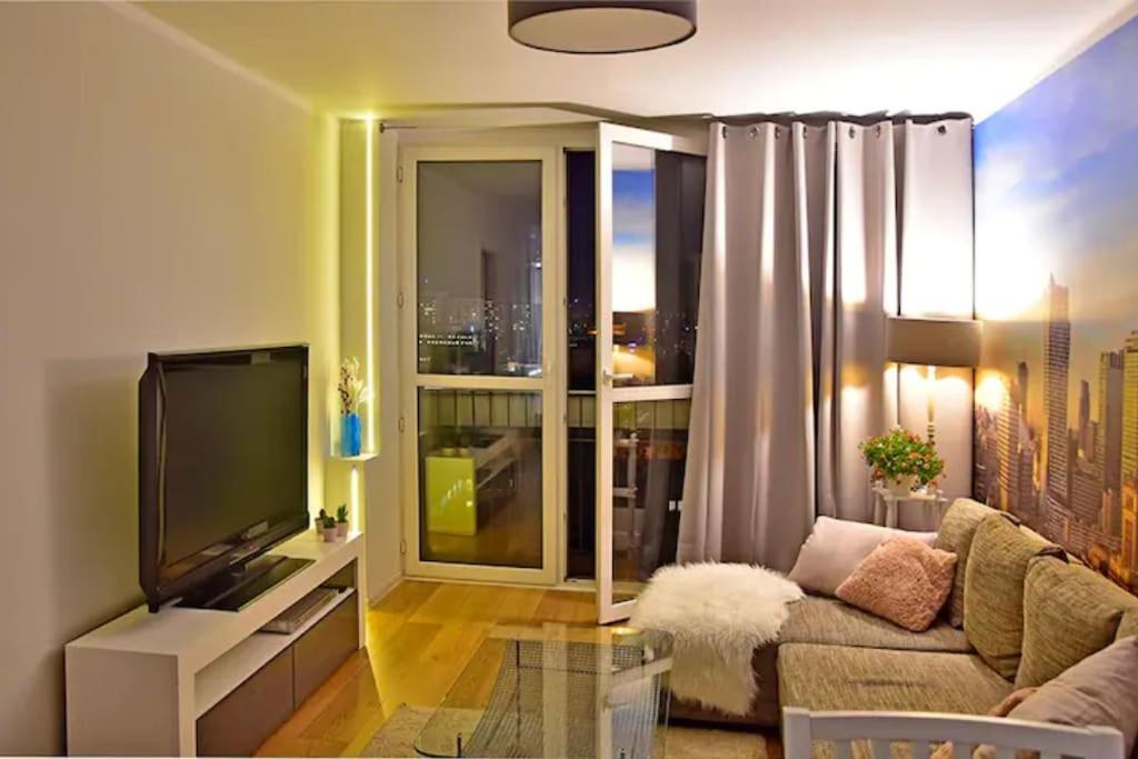 City Center-Comfortable And Stylish Apartment- P2 Warsaw Luaran gambar
